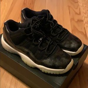 Air Jordan 11 Lows Barons
